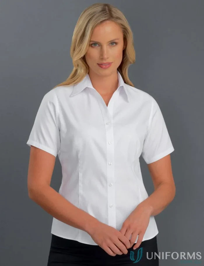 Keval White Women’s pinpoint oxford short-sleeved shirt for women